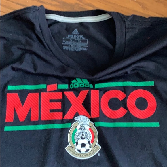 Adias - Picture 6 of 6